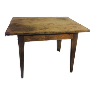 1900s country table/bistro table in its pattine