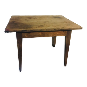 1900s country table/bistro table in its pattine