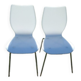 Paire de chaises blanches en plexiglas