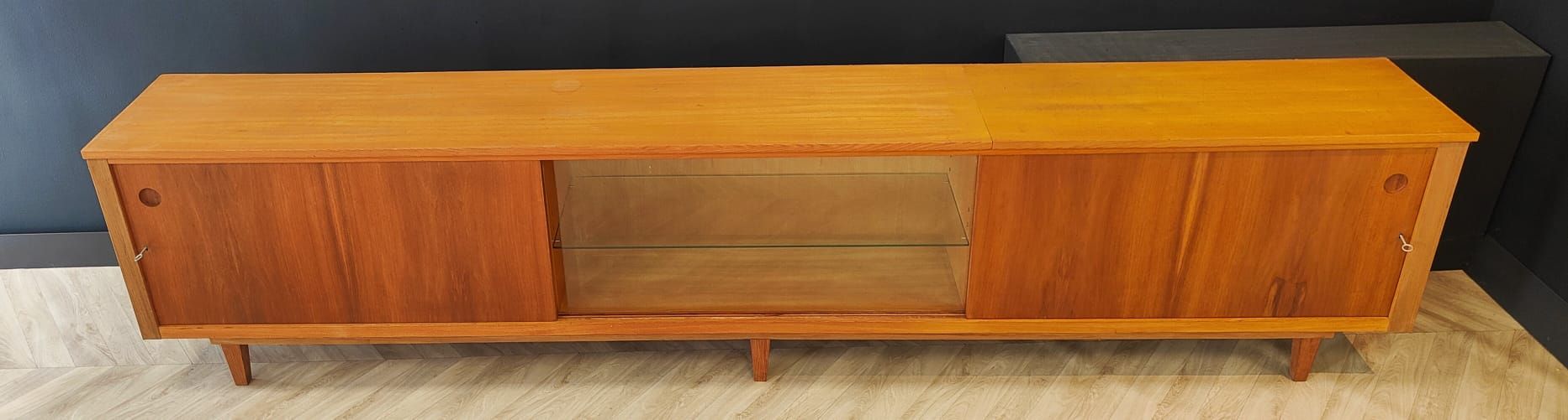 Mid Century lowboard