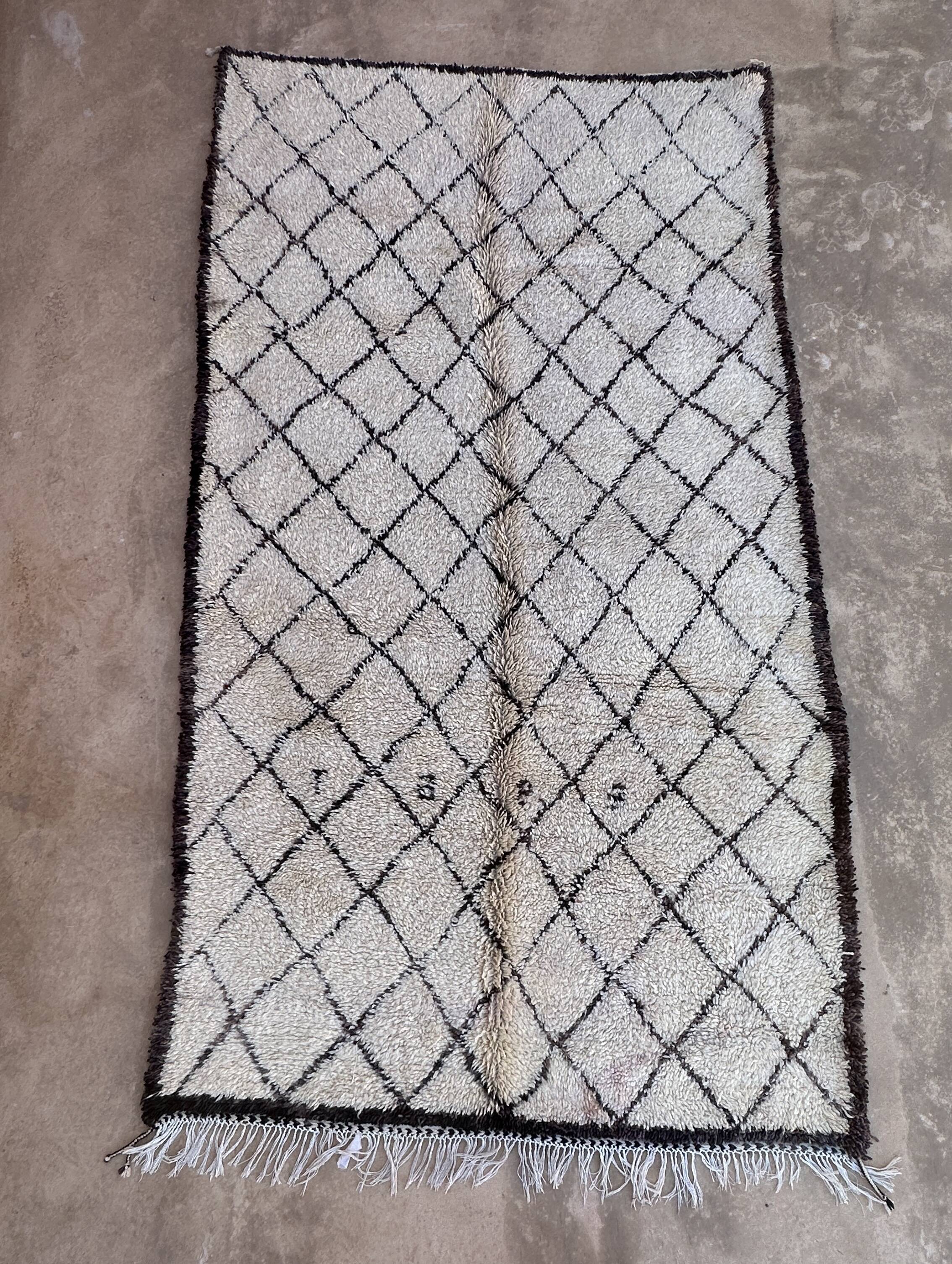 Moroccan carpet - 154 x 280 cm