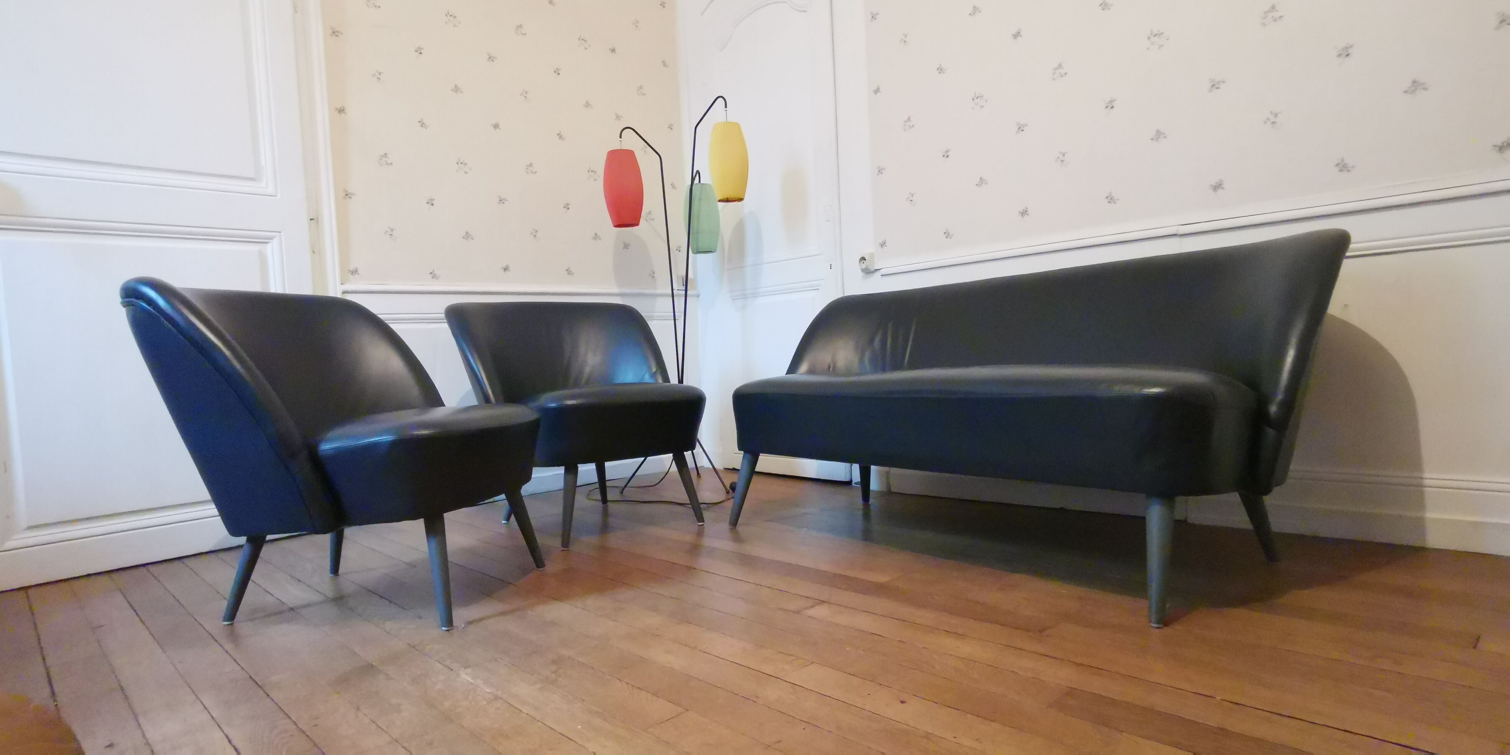 Living room sofa 2 black leather armchairs