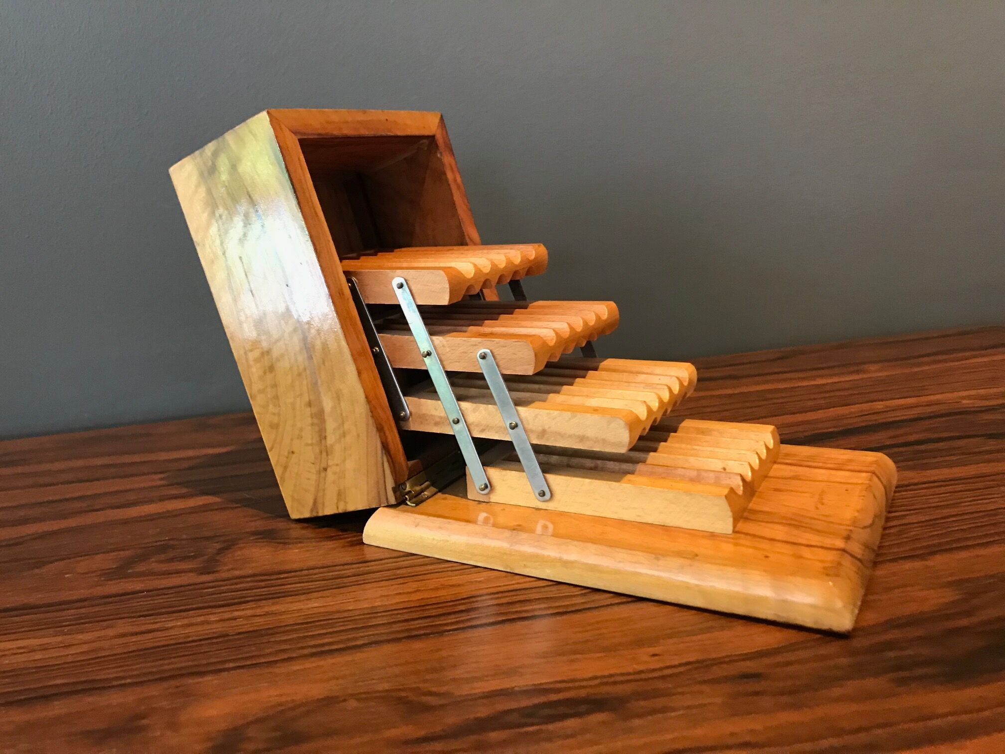 wooden cigarette box 70 years