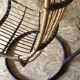 Fauteuil suspendu vintage en rotin avec sa potence