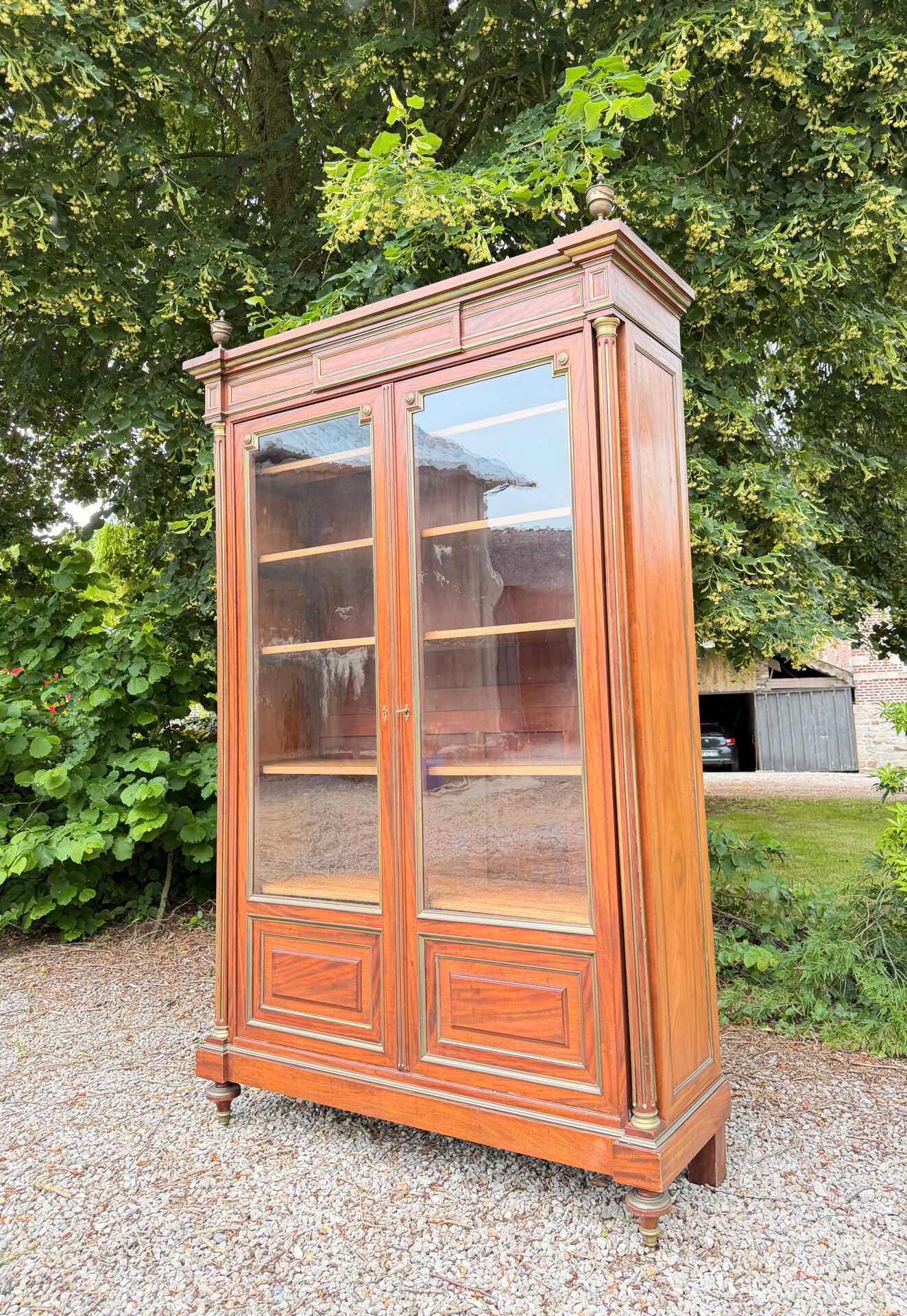 BIBLIOTHÈQUE VITRINE EN ACAJOU DE STYLE LOUIS XVI XIX EME SIÈCLE