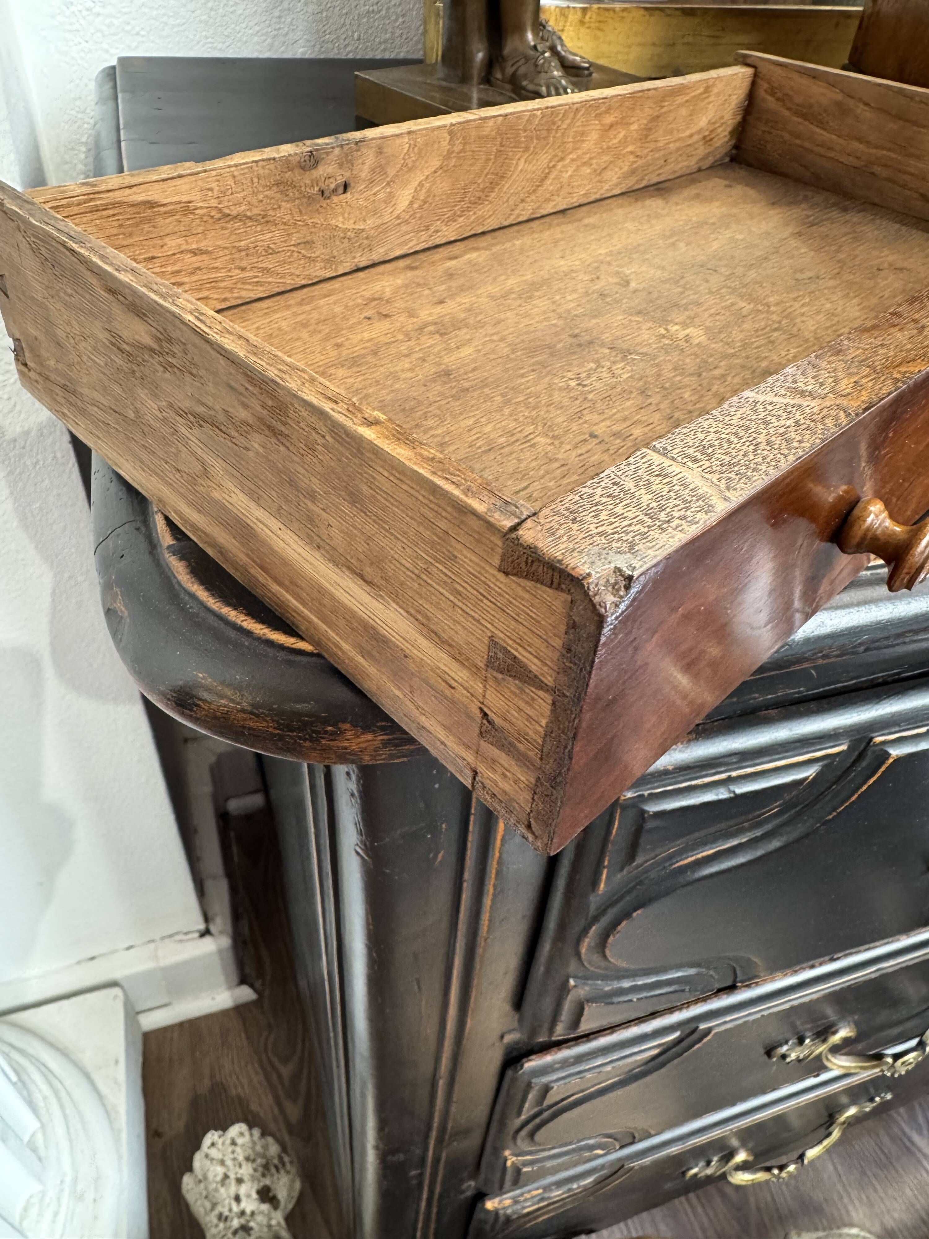 Ancienne commode de maitrise epoque XIX eme siècle vers 1840