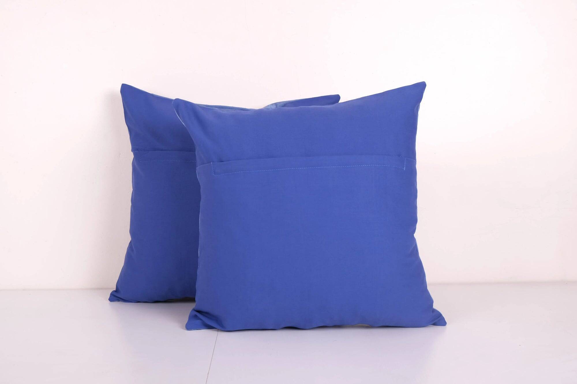 Lot de 2 housses de coussin brodées vintage 43x43 cm