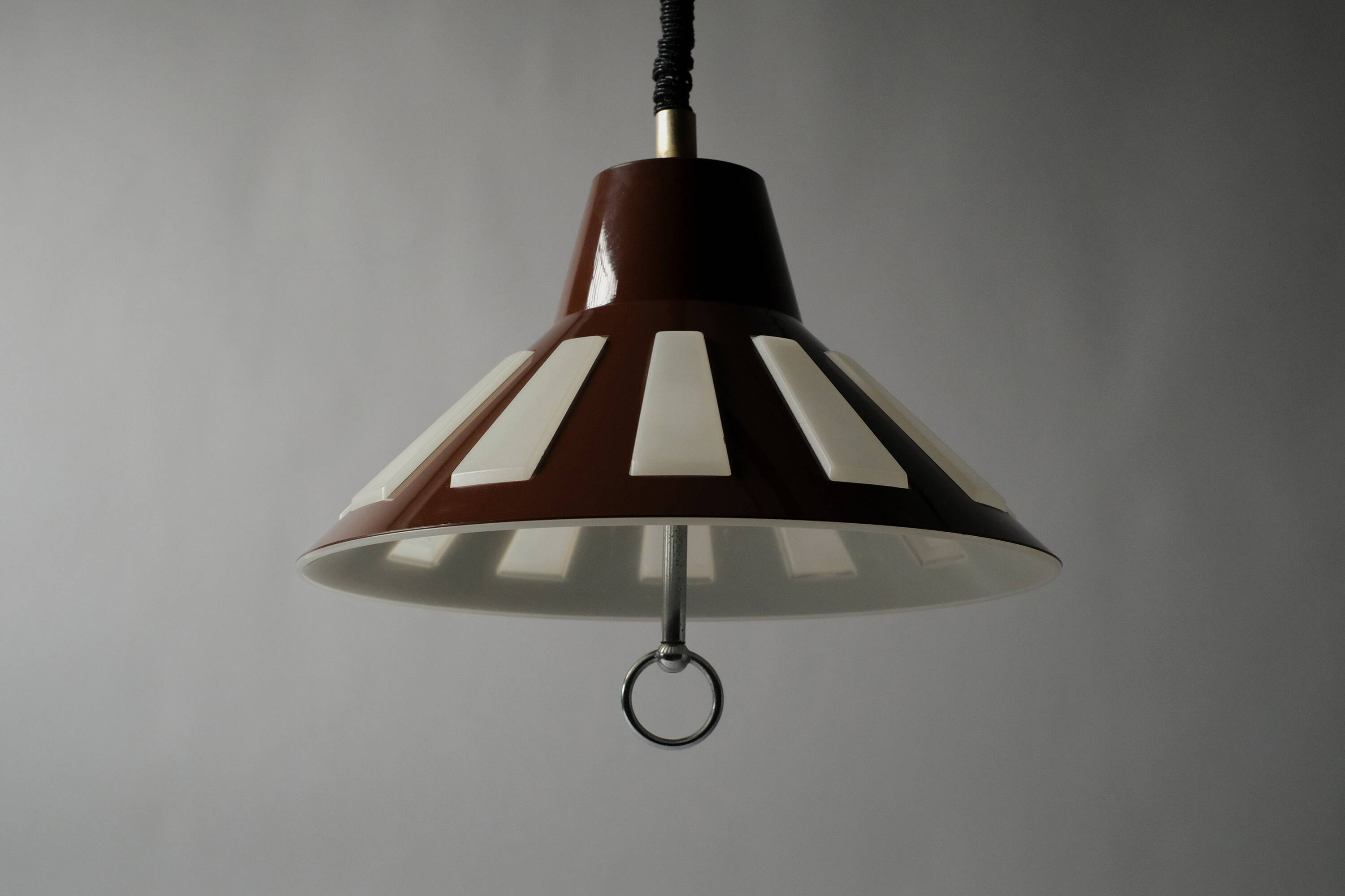 Suspension UFO Massive Lighting Belgique, monte-et-baisse, double couche, a