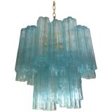 Lustre en verre de murano bleu clair « tronchi »