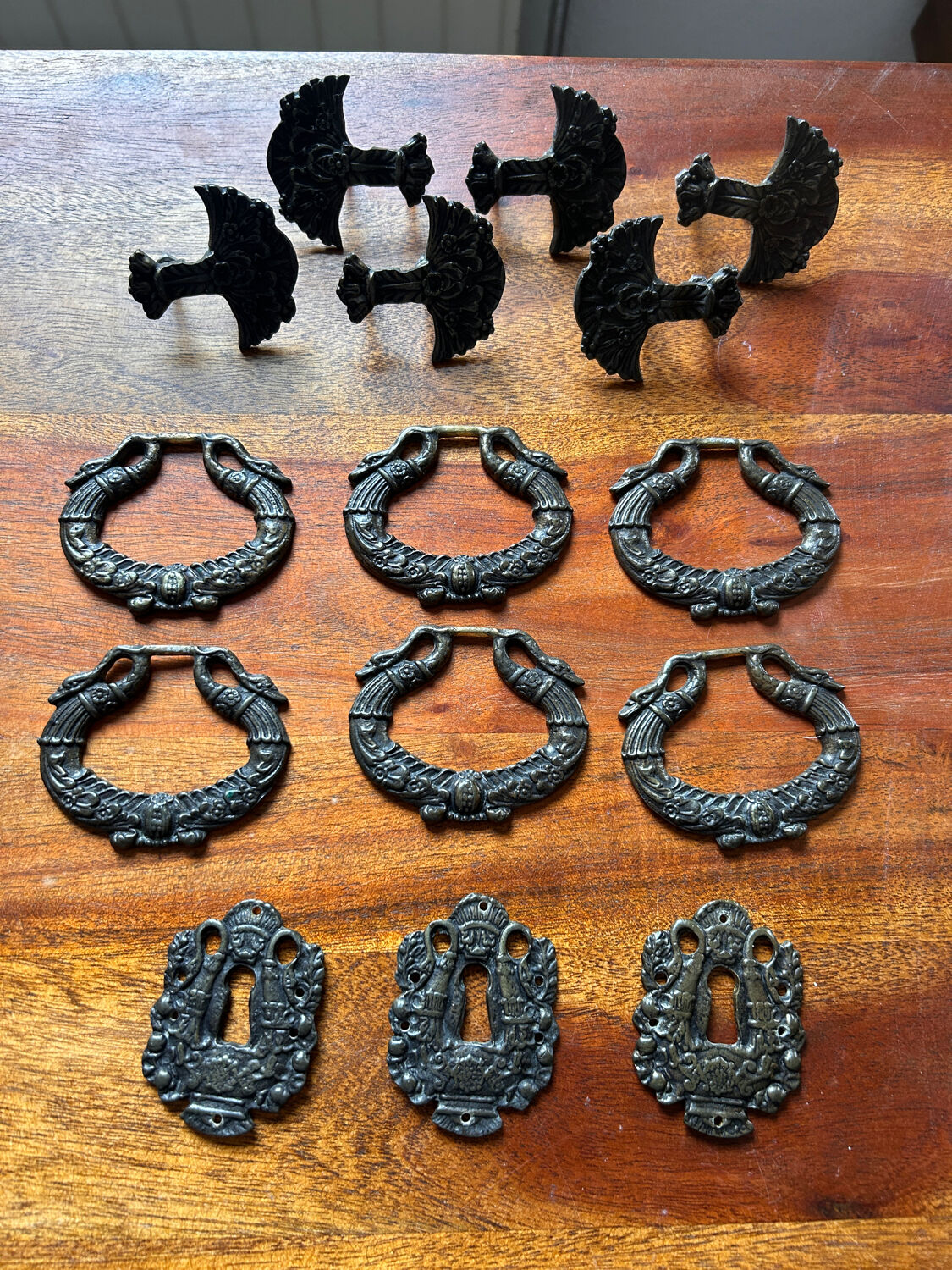 Handles and fittings