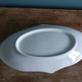 Set of dishes and ramekins