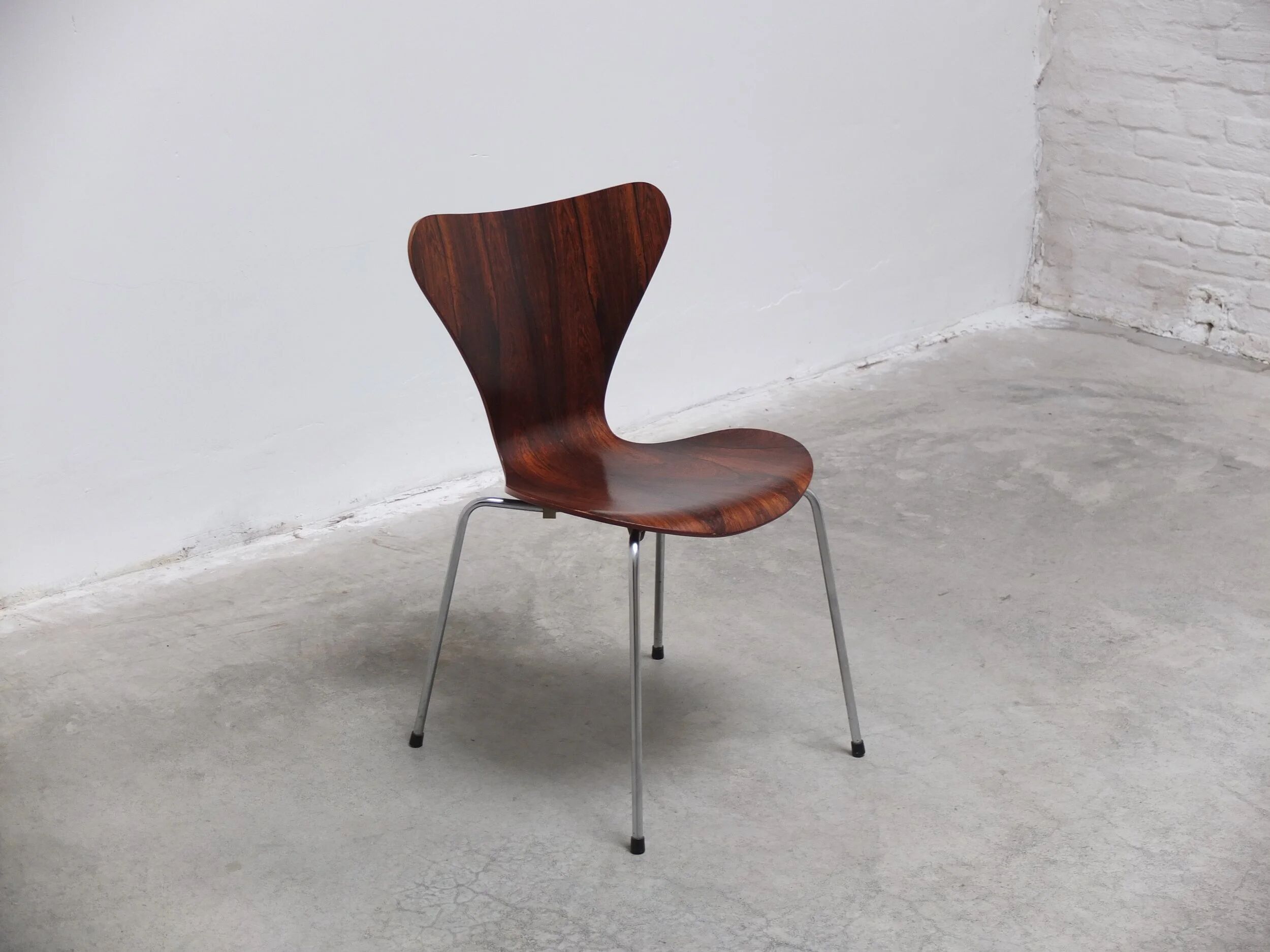 Rosewood 'Series 7' side chair by Arne Jacobsen for Fritz Hansen, 1973
