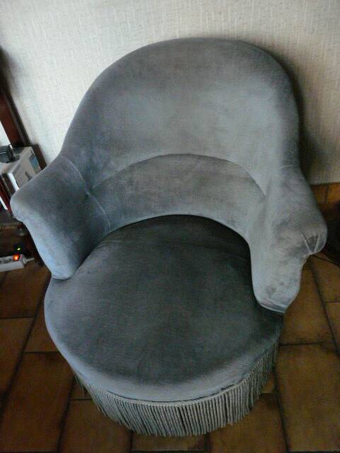 Toad armchair, blue velvet