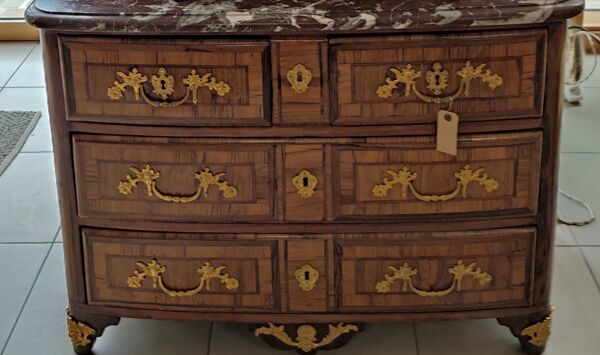 Commode époque Régence