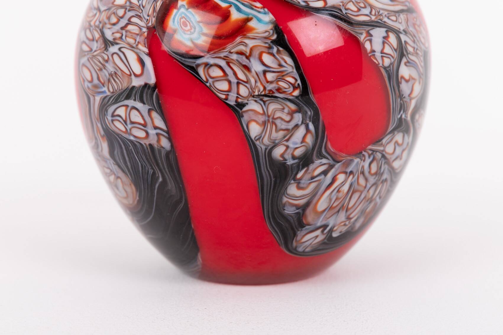 Spectacular Murano glass bowl, Italy 1980’s