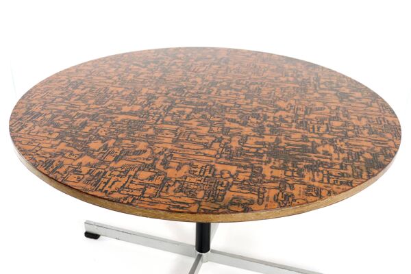Table à manger ronde en cuivre