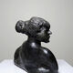 Buste de femme en céramique, XXème s.