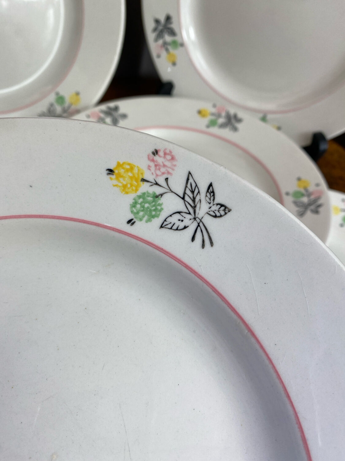 Dessert plate in porcelain, Gien