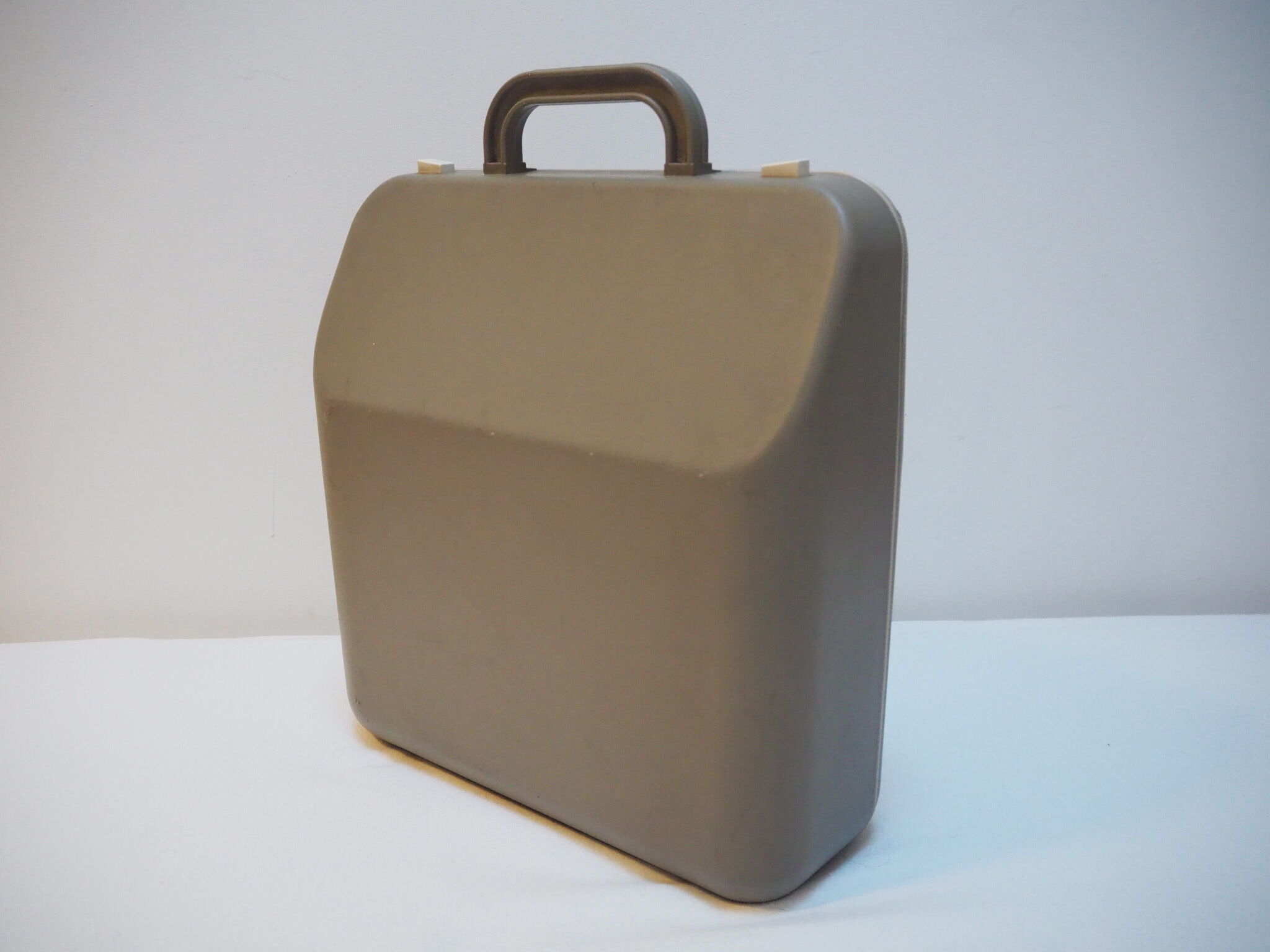 Typewriter Underwood 319 with inkpad nine