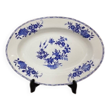 Oval dish in Tournai porcelain, Boch Frères, fly decoration