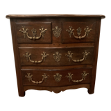 Provincial chest of drawers in solid walnut xviii century