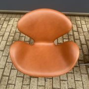 2x Fritz Hansen Swan chair cognac leather, as new!!