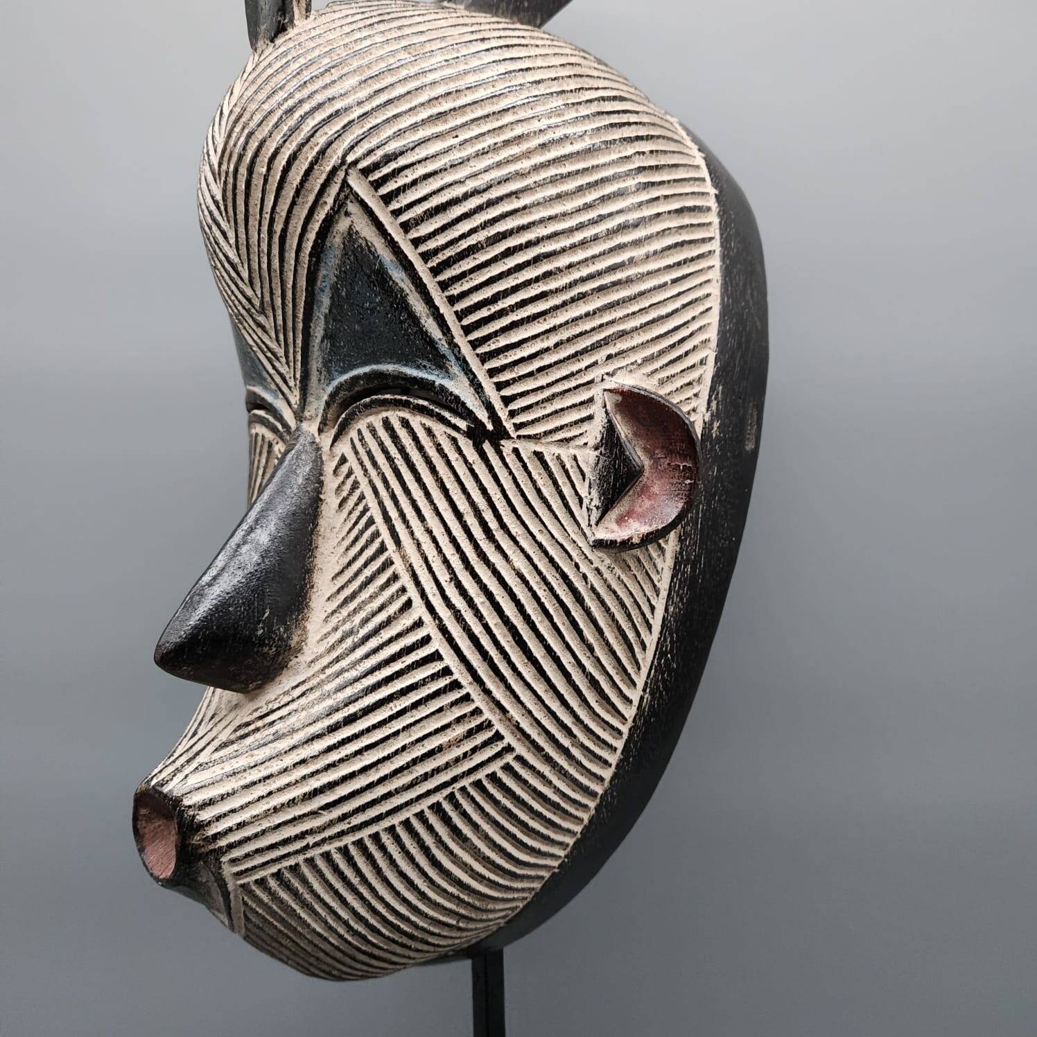 African mask