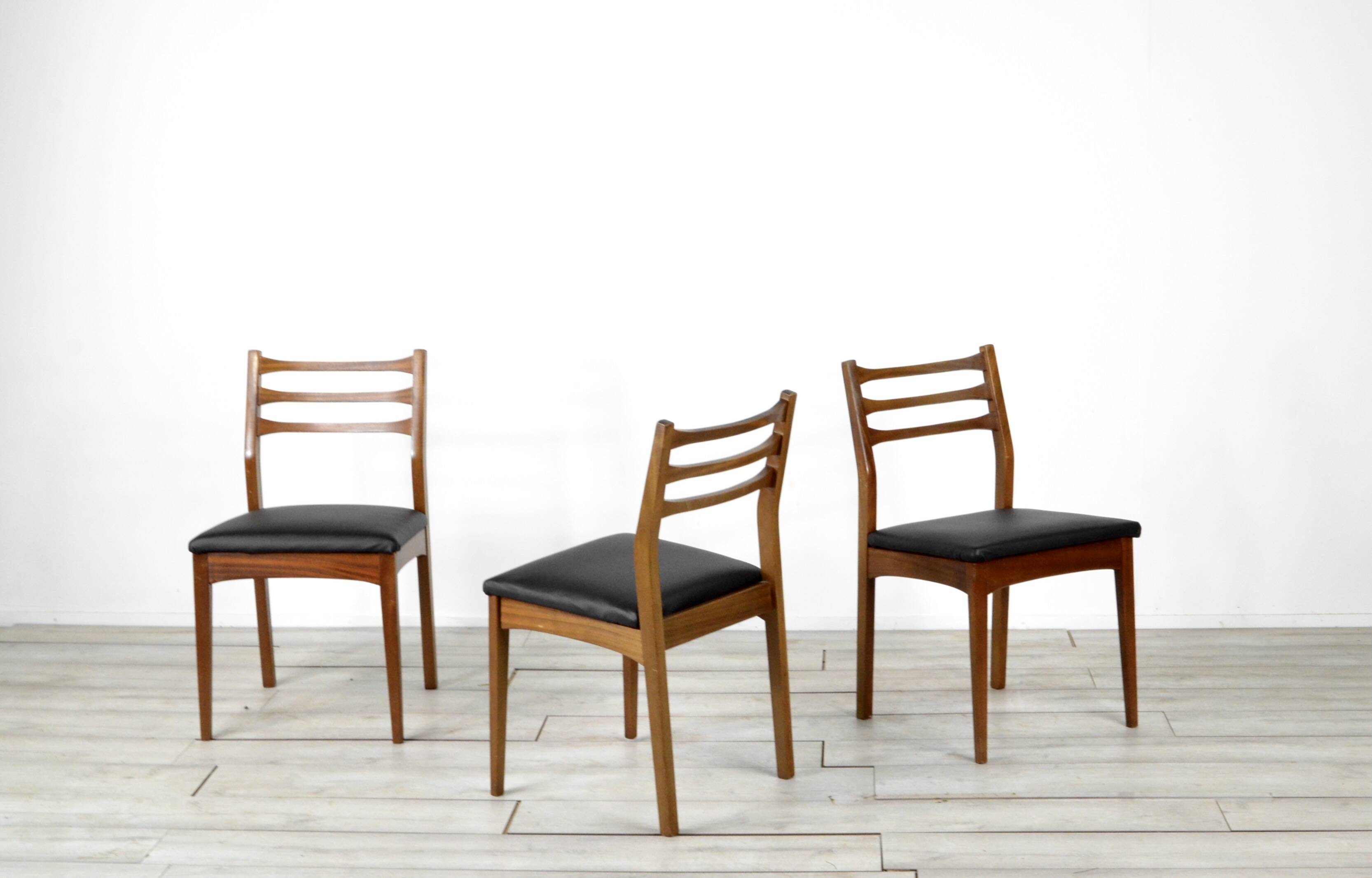 Set Of 4 Midcentury 'Meredew' Teak Chairs