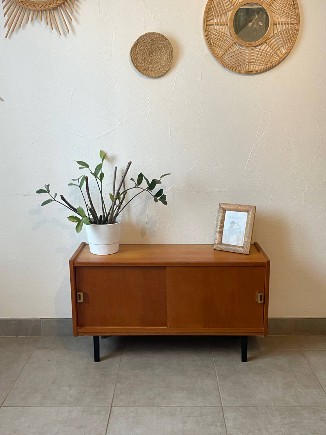 Small vintage sideboard/TV unit from the 1960s