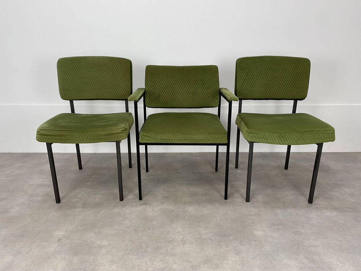 2 chairs and 1 office armchair from the 1950s in green velvet and black metal.