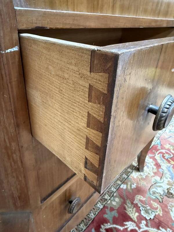 Secrétaire époque Art Déco en placage de noyer