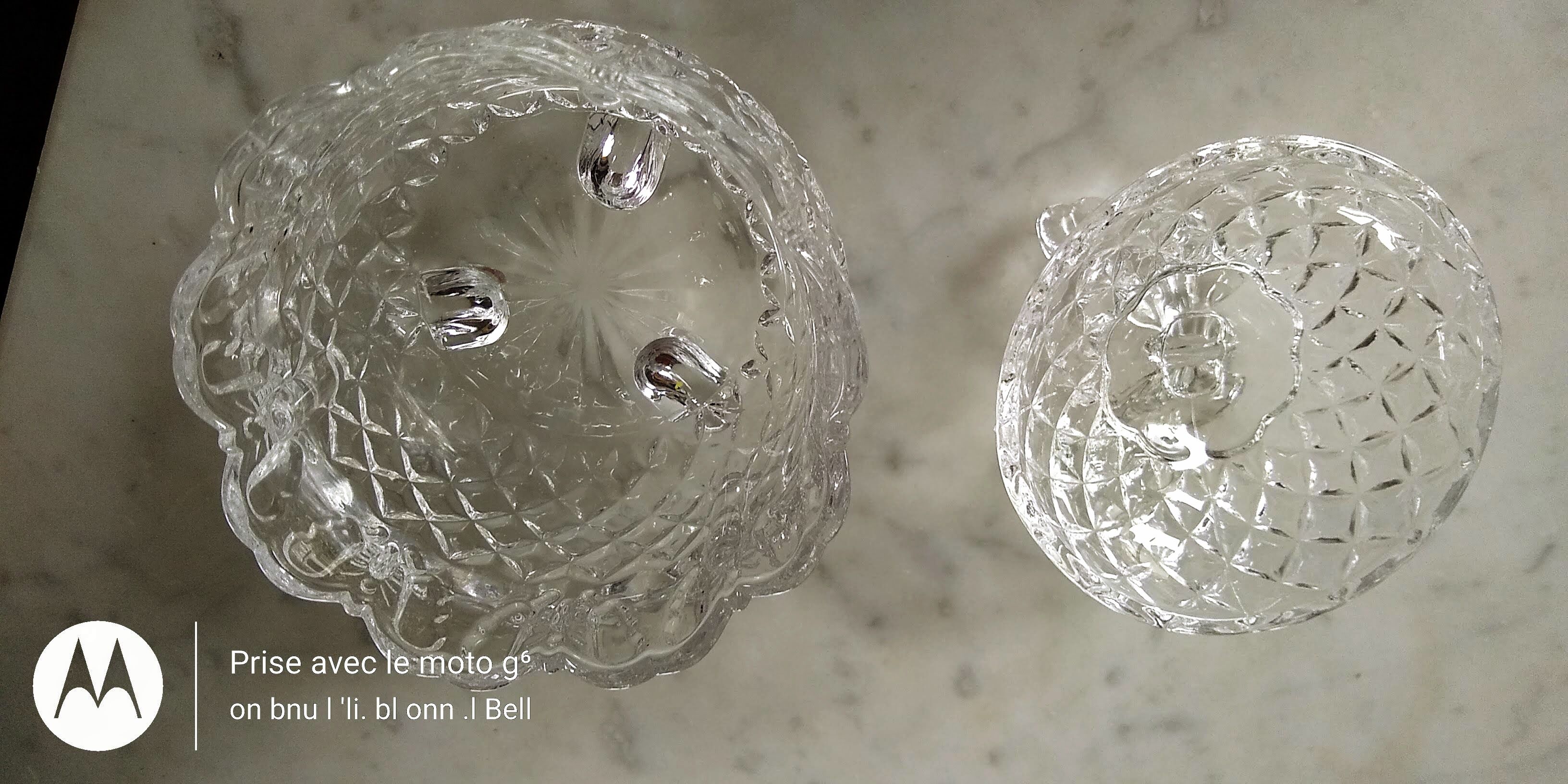 Glass bonbonnière cut with a butterfly pattern