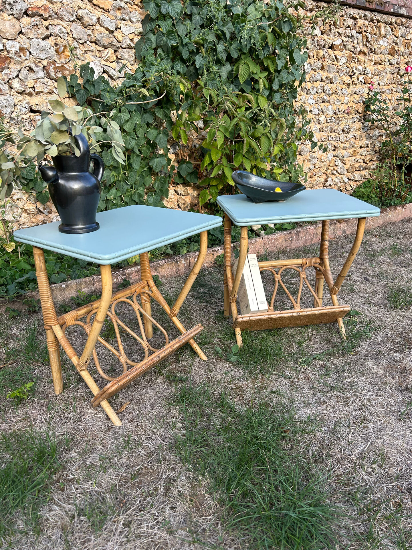 Paire de chevets en rotin vintage 1960