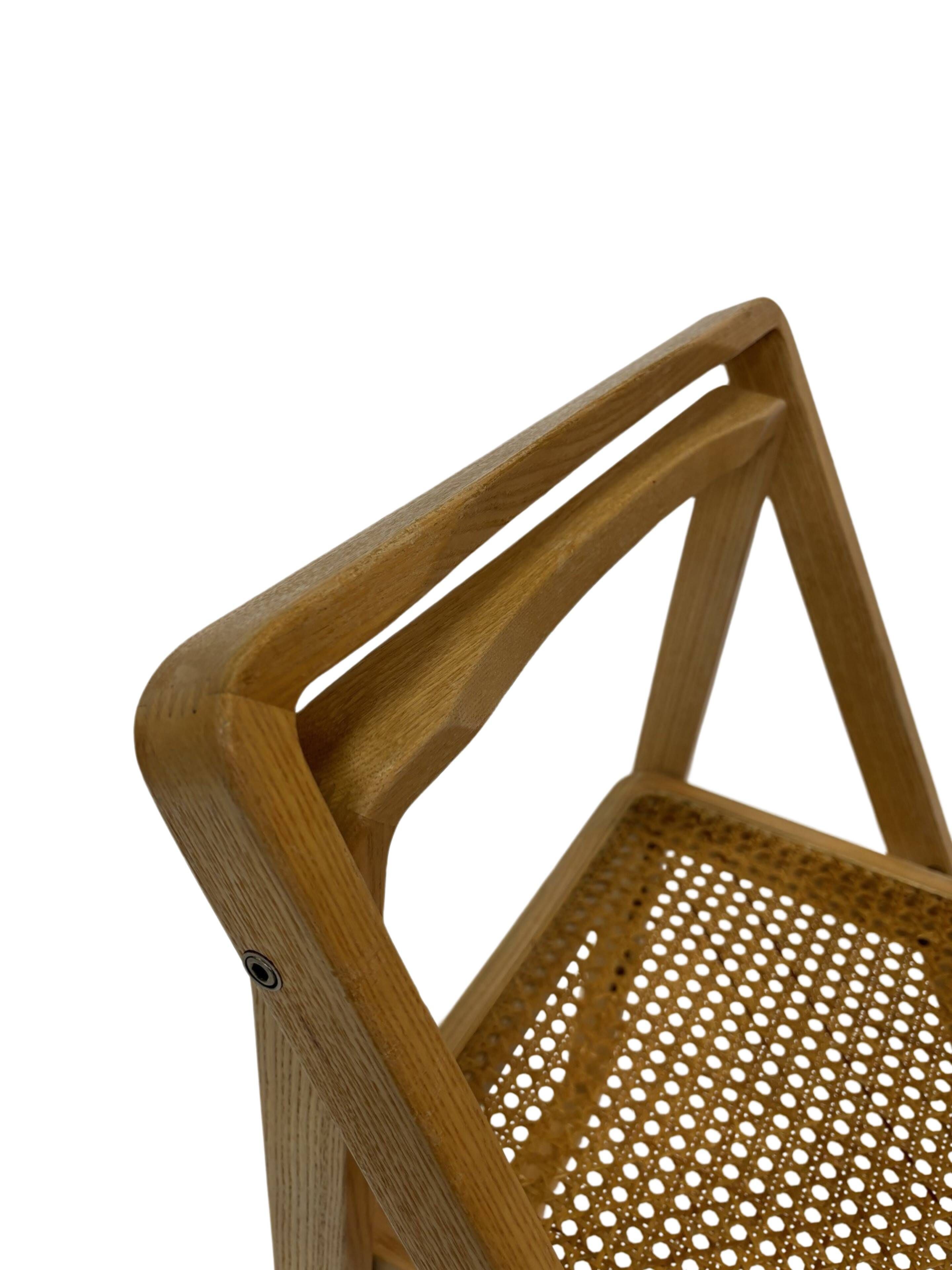 Ensemble vintage de 4 chaises pliantes, design en sangle et bois, années 1970