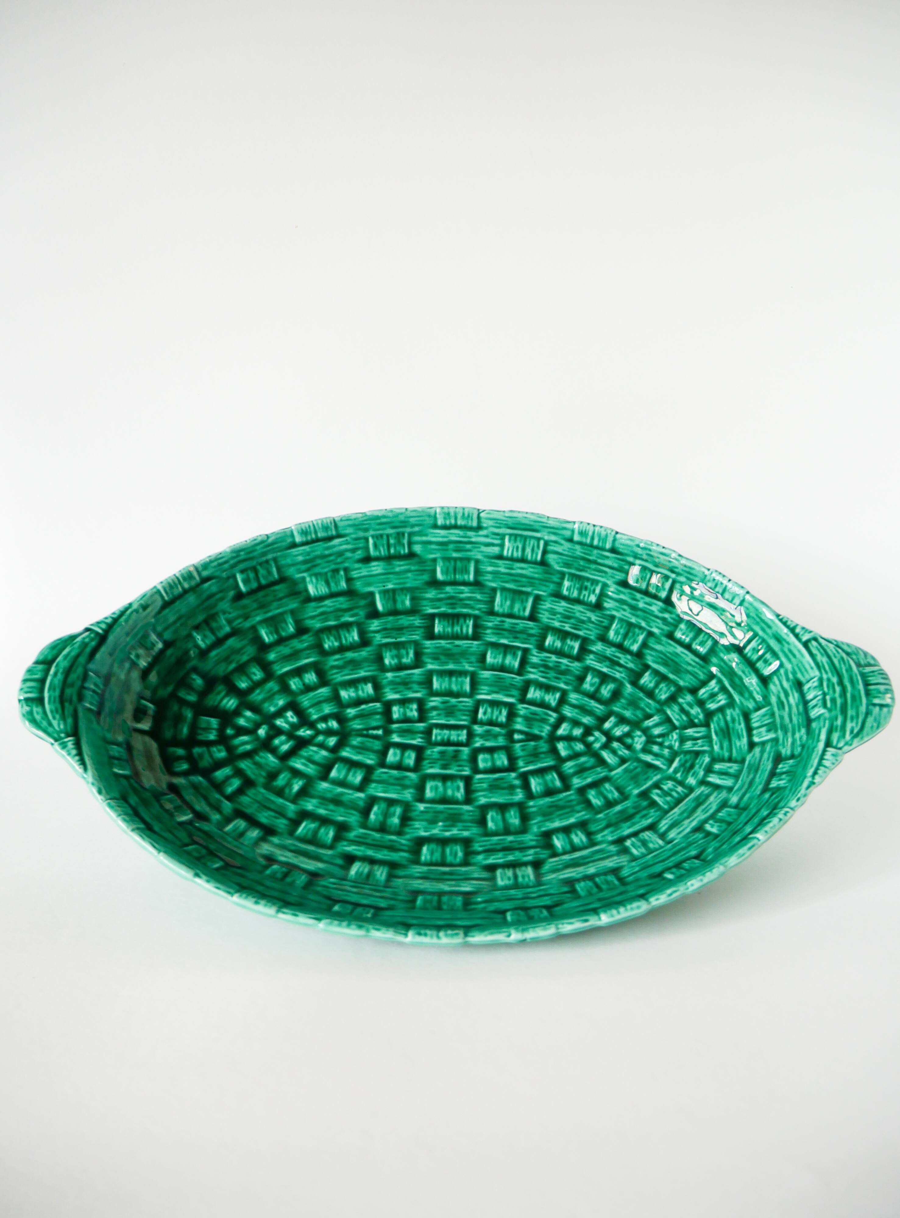 Large slip dish, green woven bamboo model, 1970