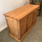 Double-sided grocer counter