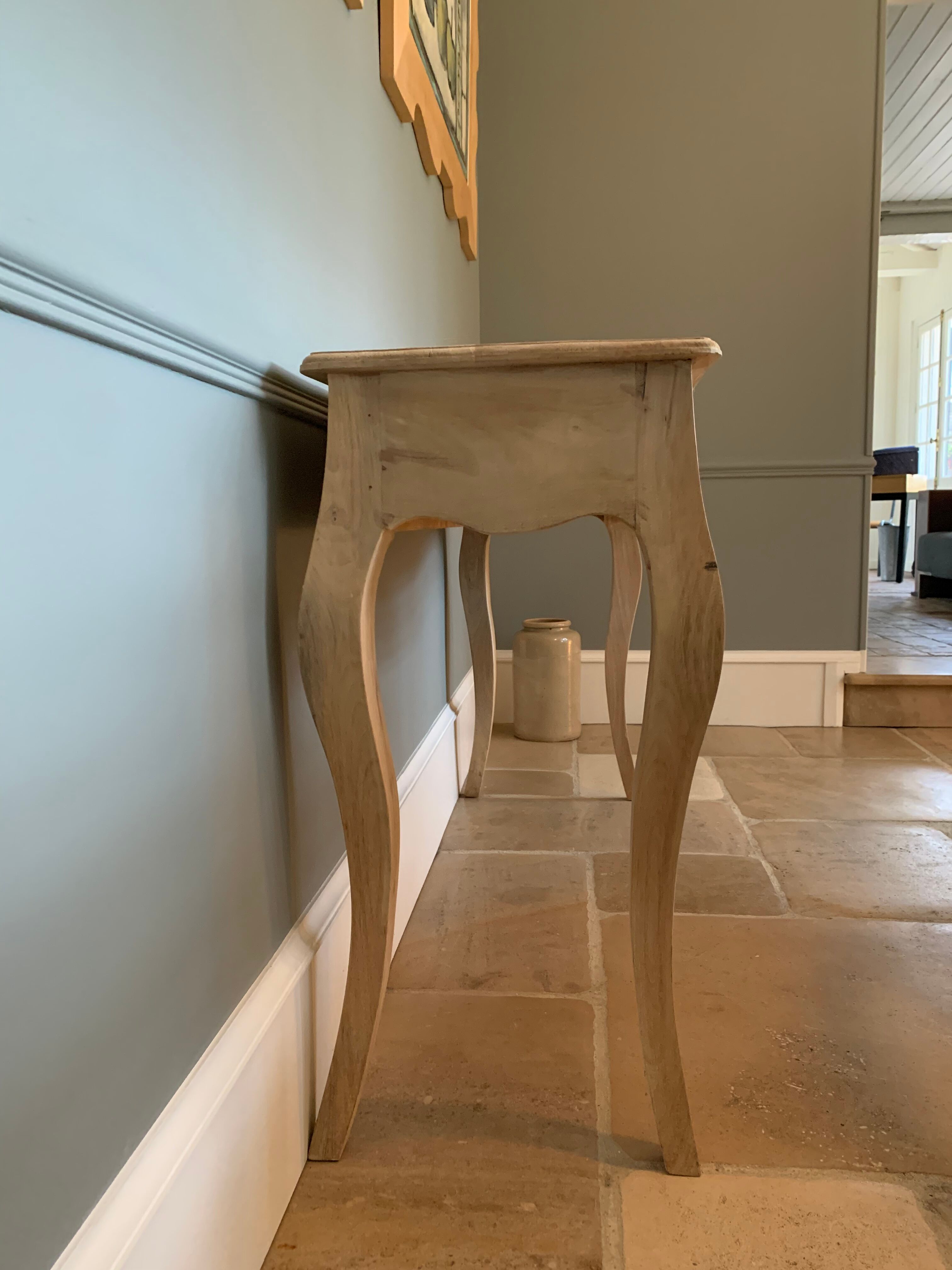 Light oak console