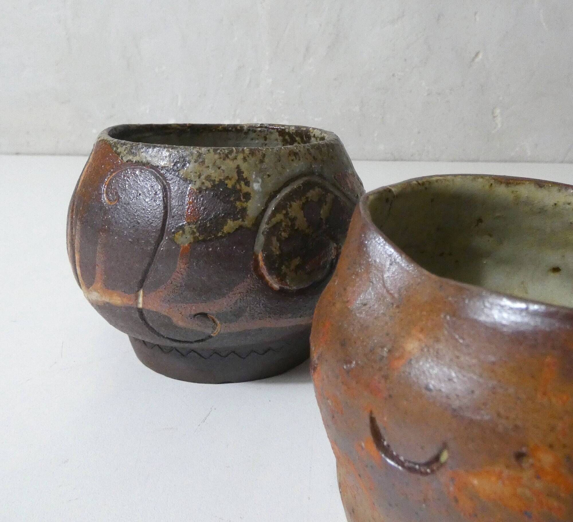 2 asymmetrical brutalist stoneware bowls signed G.Toutous Vintage