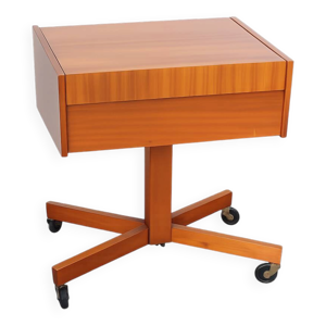 Un petit cabinet sur - 1960