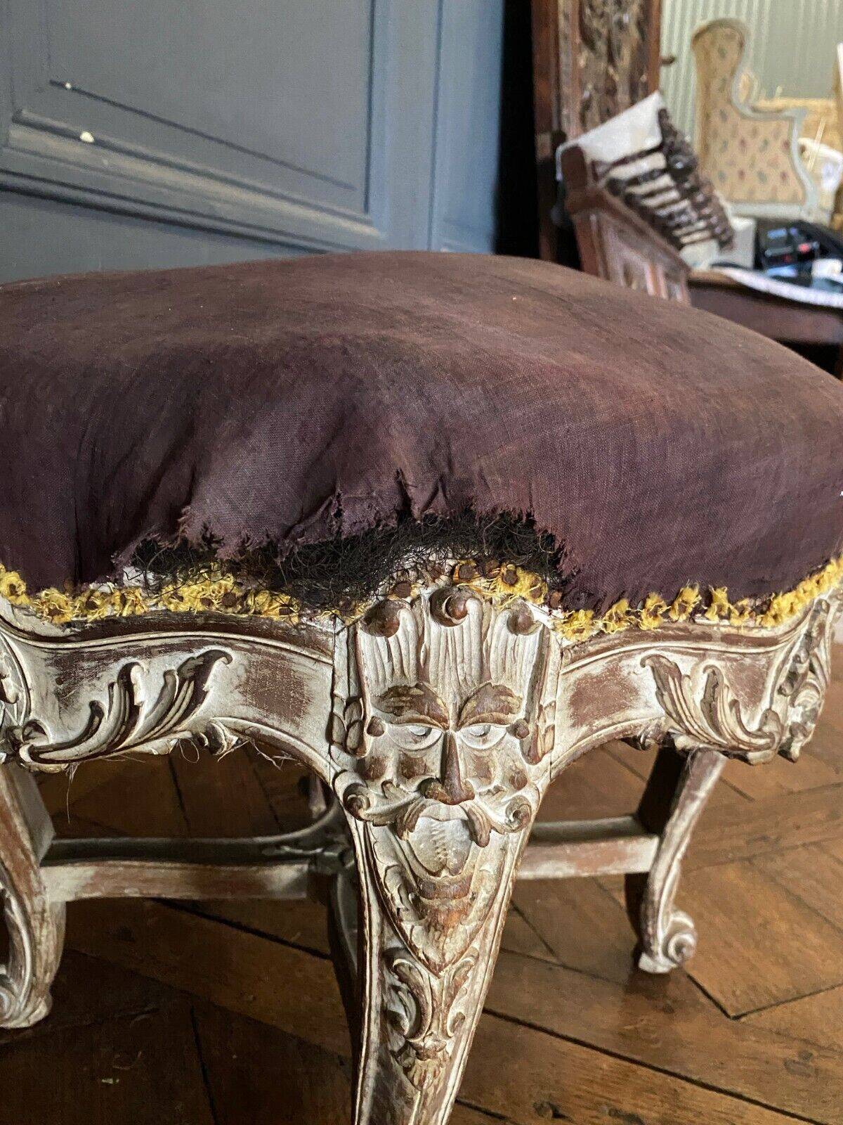 Late 19th century stool decorated with macaroons and claw feet