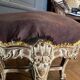Tabouret fin XIXe décor de macarons rechampis pieds griffes