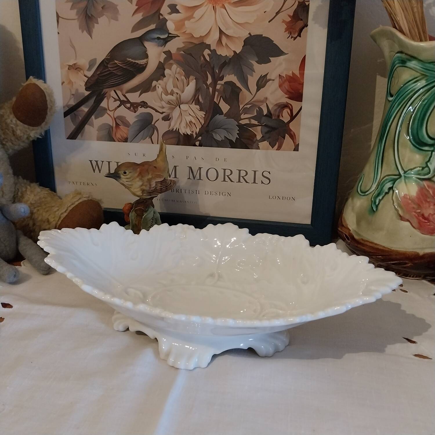 Old footed dish in slipware