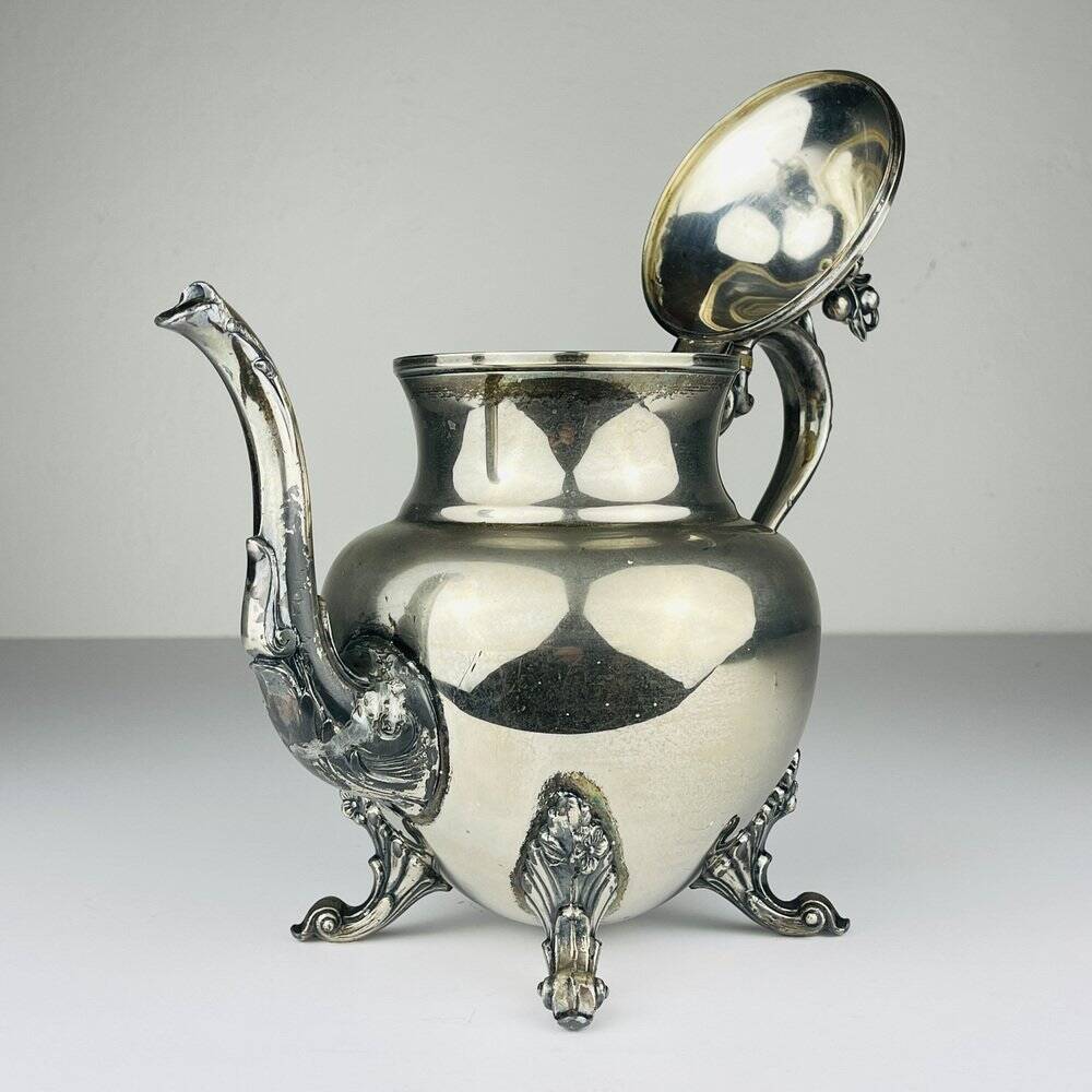 Copper and silver teapot by Theodore B. Starr, USA, 1890s.