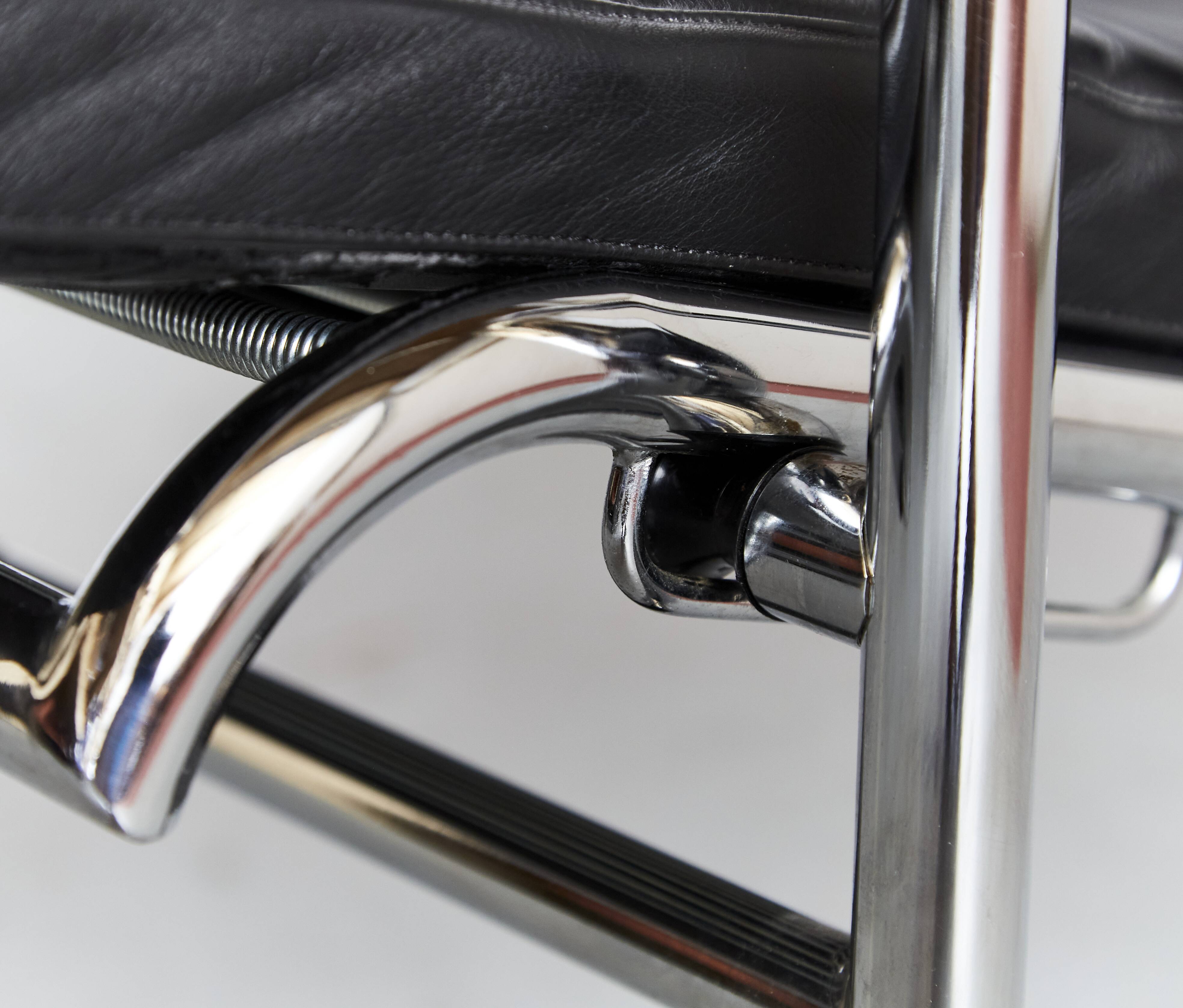 Chaise longue and ottoman Gabriele Mucchi "Genni" for Zanotta