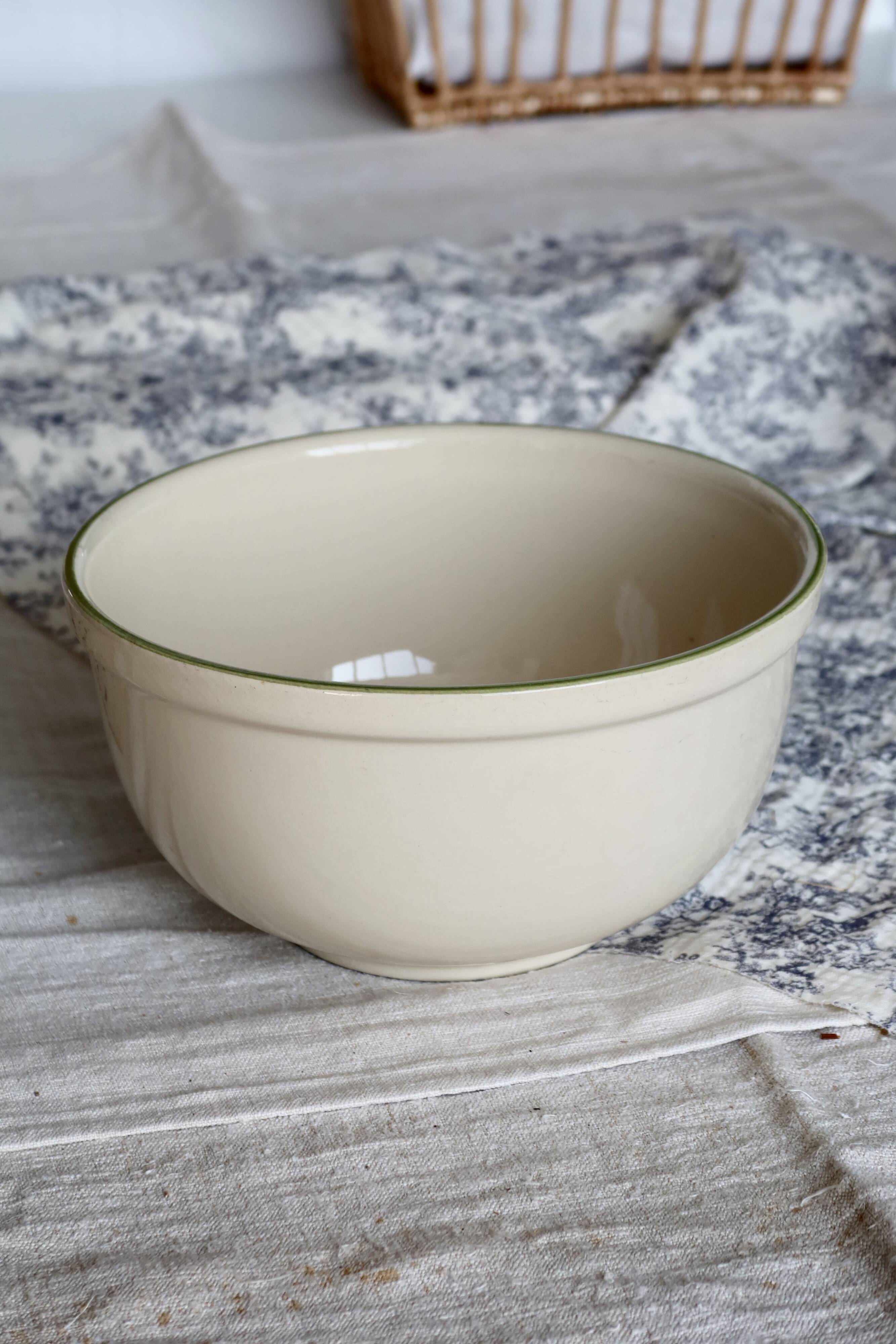 Vintage round earthenware salad bowl with fruit pattern