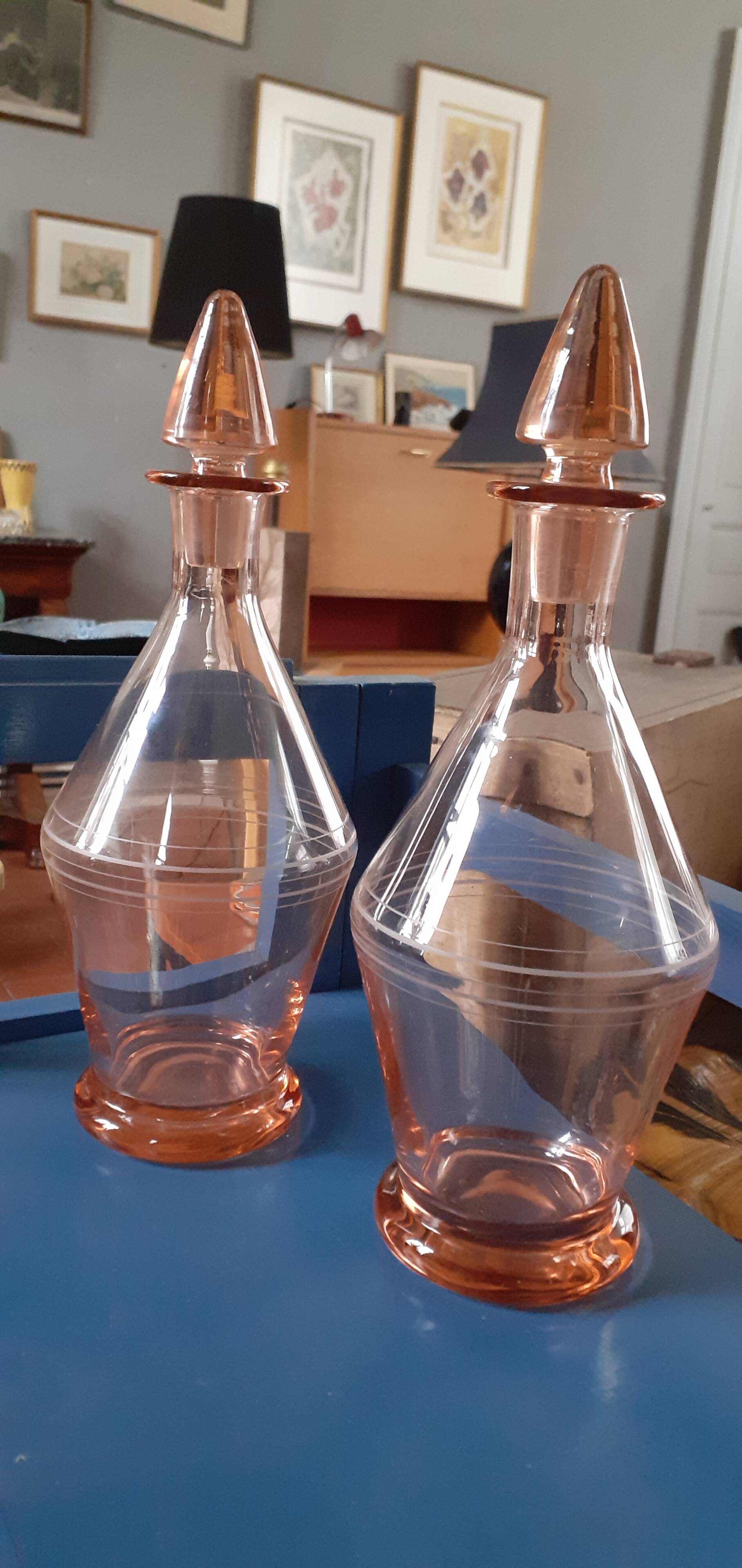 Pair of Art Deco decanters from the 1940s in blown glass