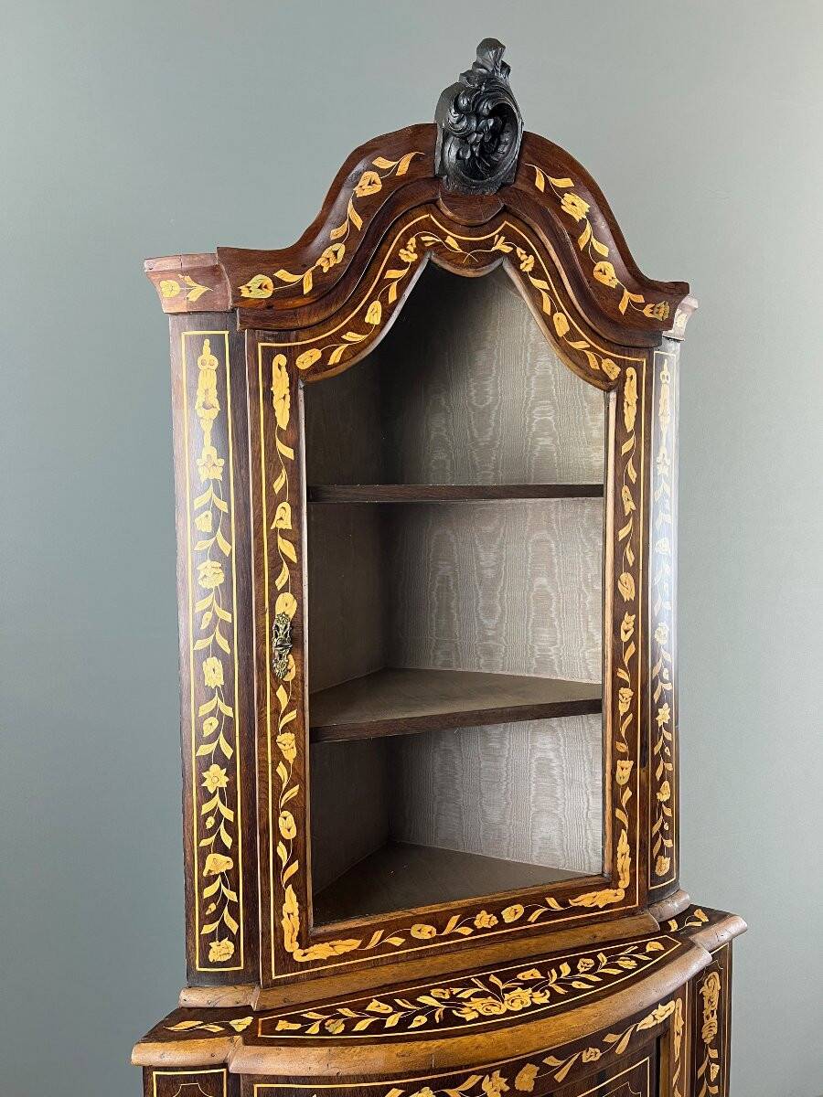 Inlaid corner display cabinet, 19th century