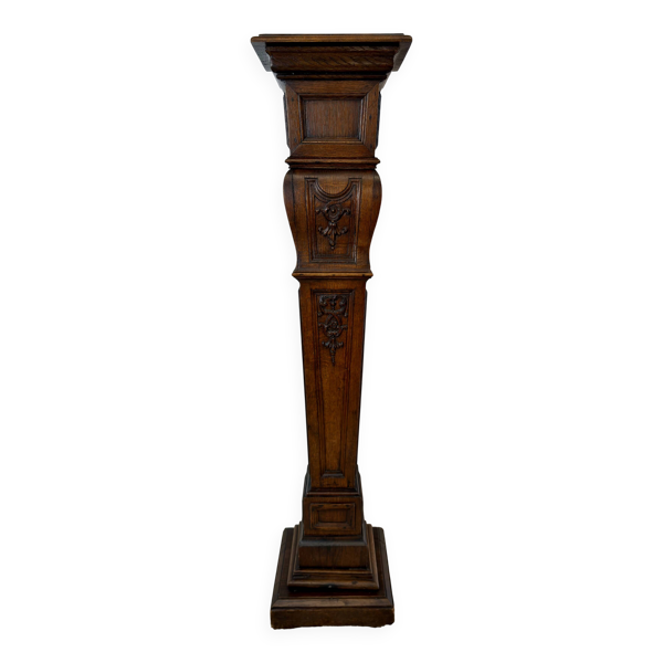 Sellette ancienne en bois sculpté