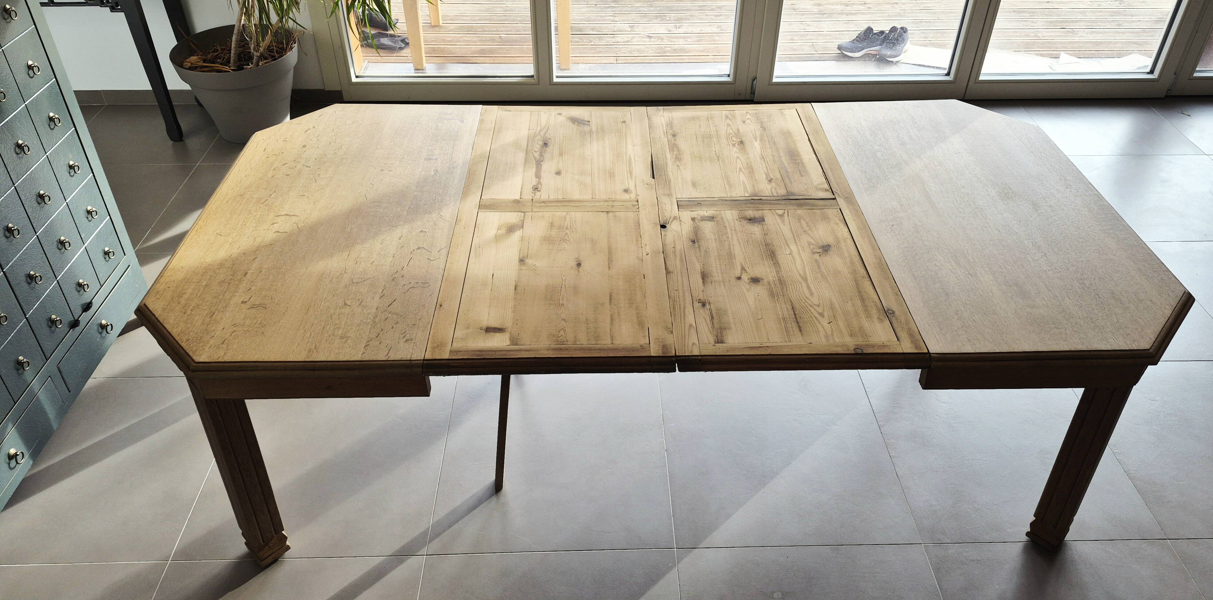 Art Deco square table