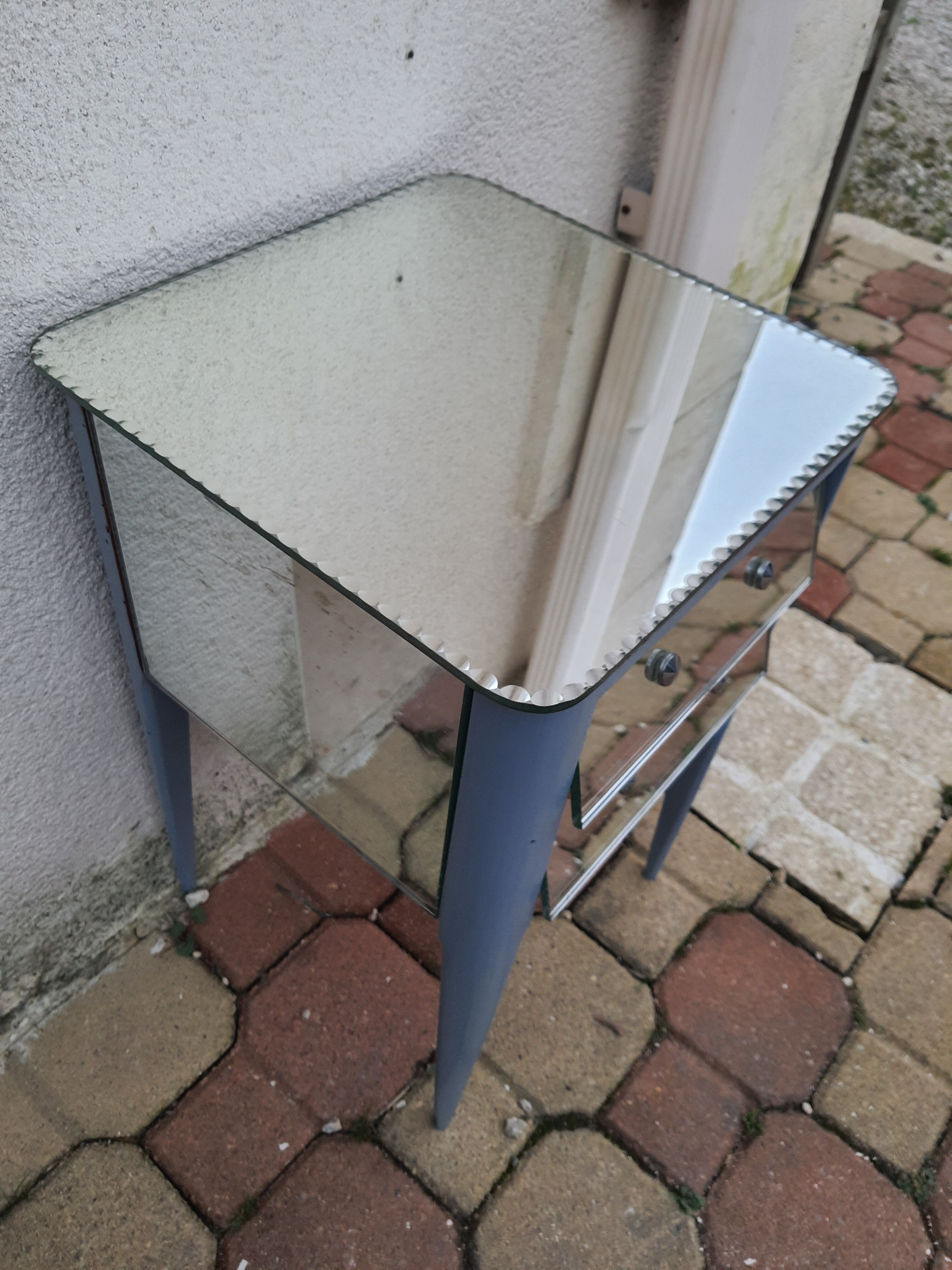 Chevet vintage ou bout de canapé